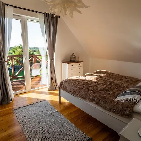 度假居 Siedlisko Szymonka 雷恩